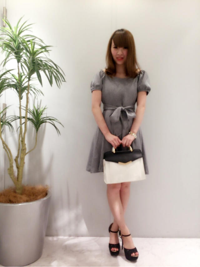 ♡シルエットに自信あり♡王道Aラインワンピース(*^^*)