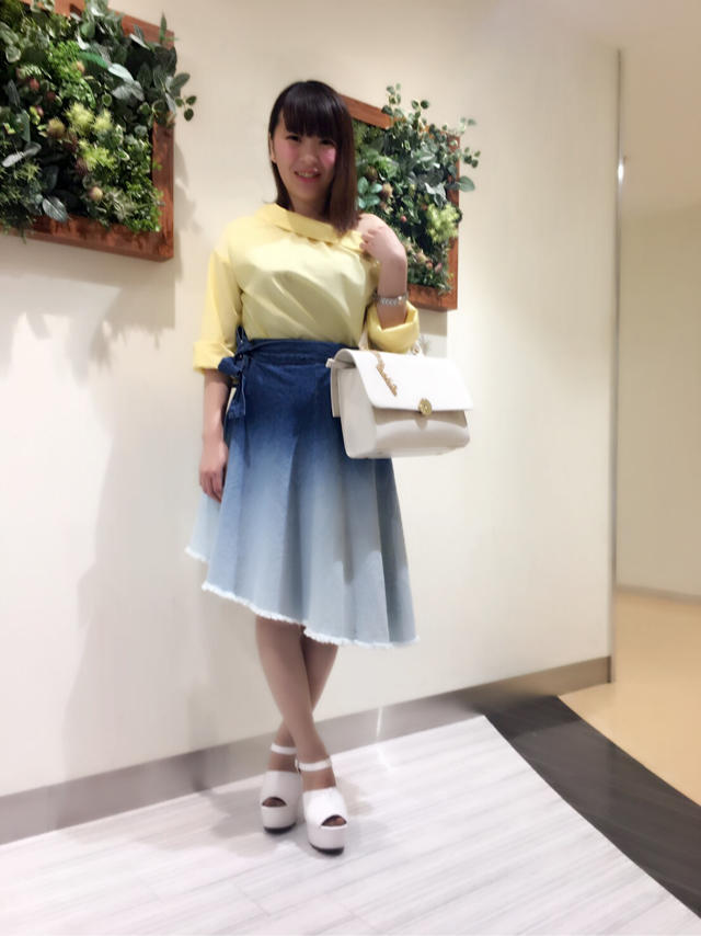 オフショルブラウス★★★