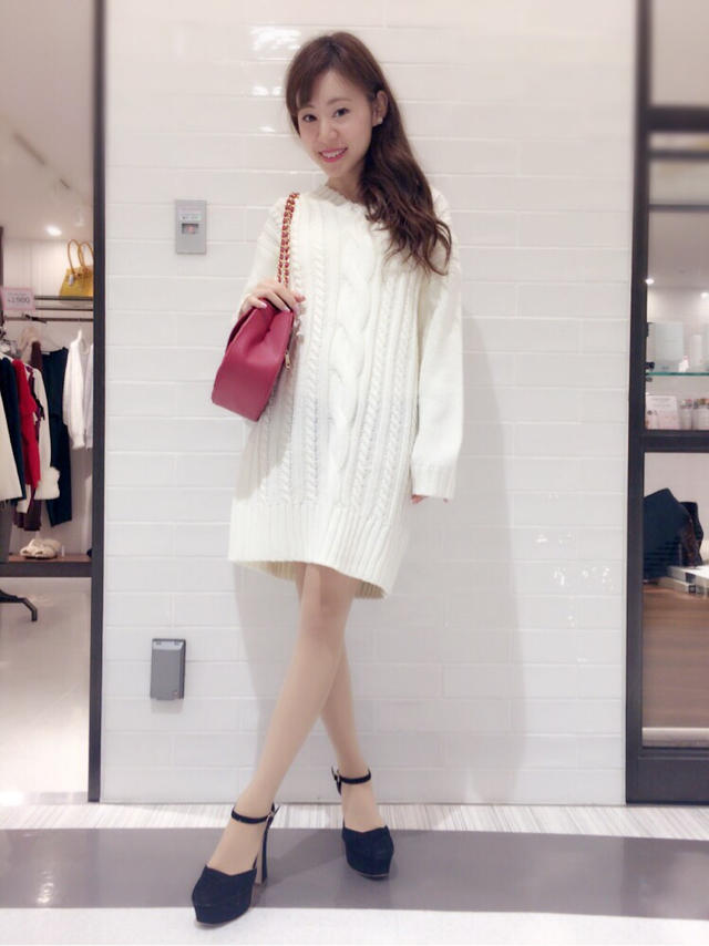 バックスピンドルニットワンピース♡