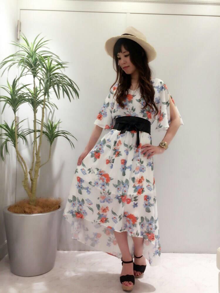 花柄ワンピ（＾ω＾）
