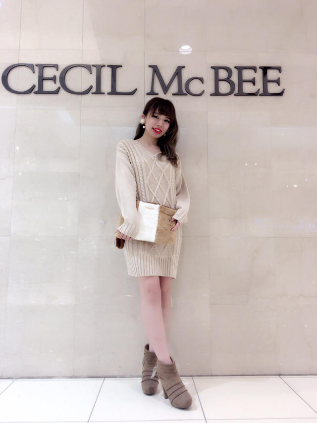 大人気ニットワンピ♡