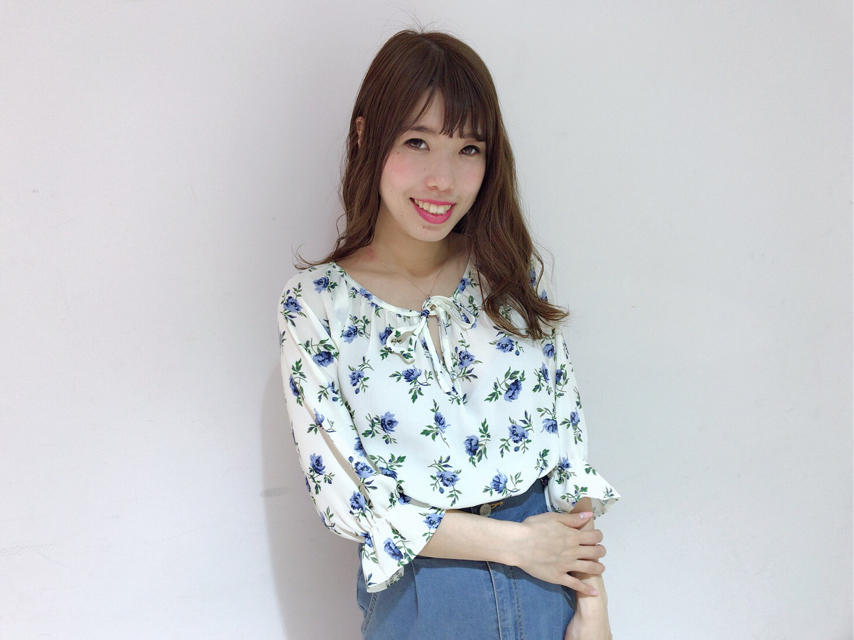 大人っぽ小花柄♡1枚は持っておきたい定番ブラウス✏︎haruna