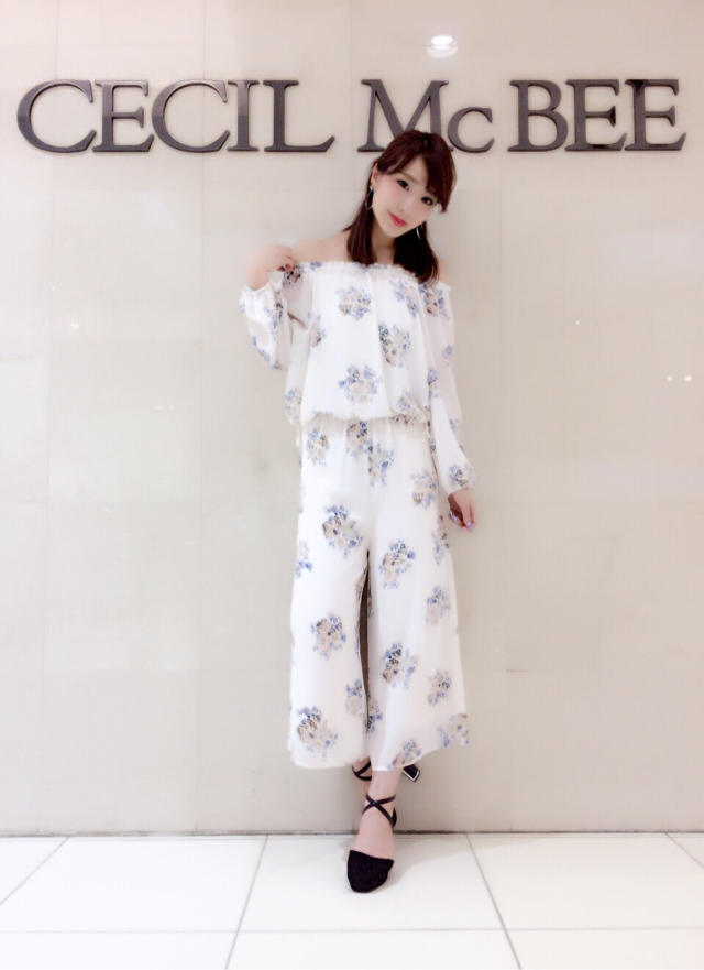 春…♡花柄コーデ✏︎KANA