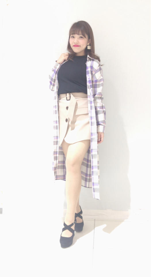 春のマストアイテム！ロングチェックシャツの登場です♡✏︎yuuka