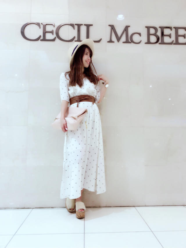 再入荷♡ドットロングワンピース✏︎Maiko
