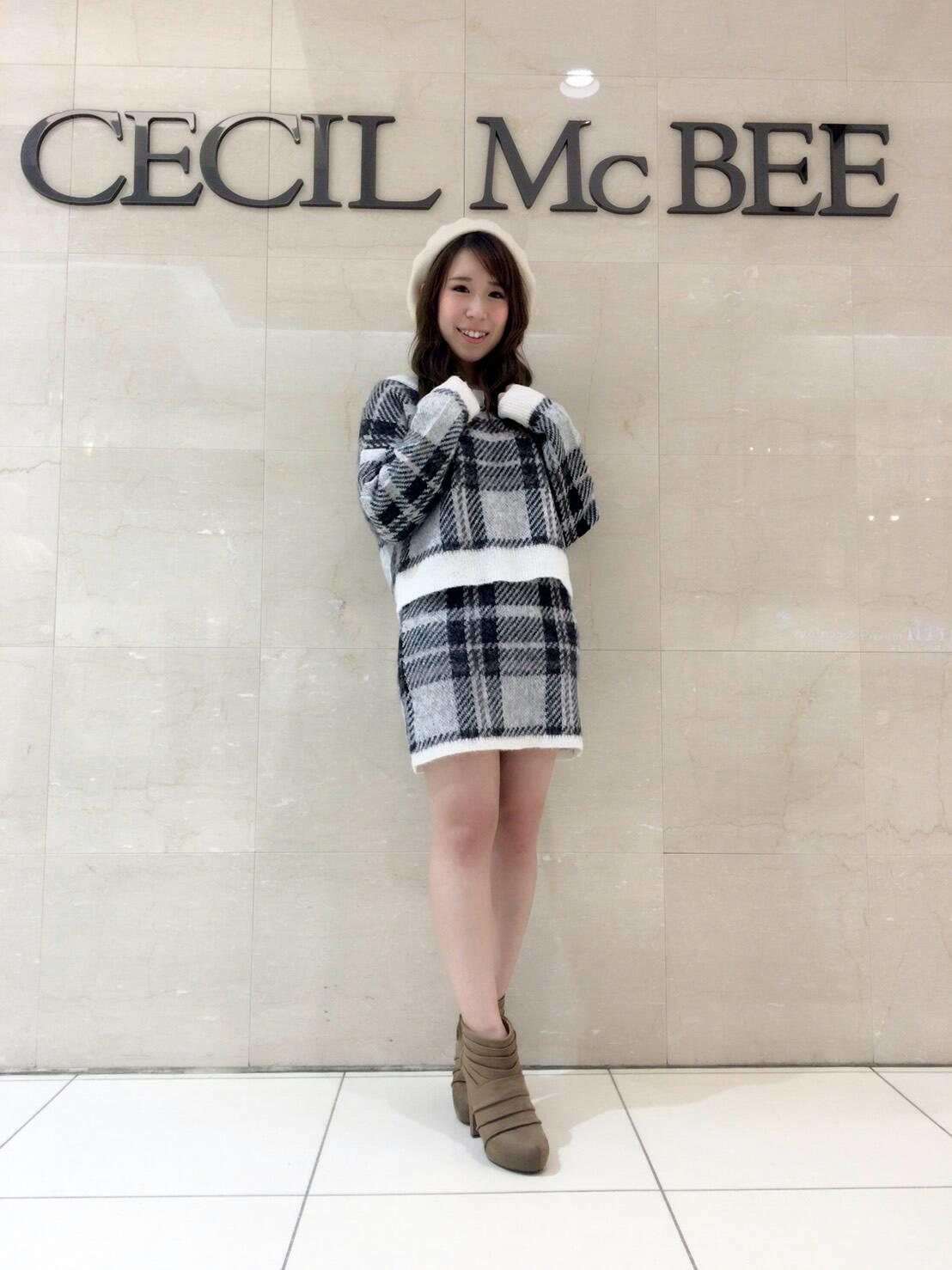 チェック柄ニットセットアップ♡