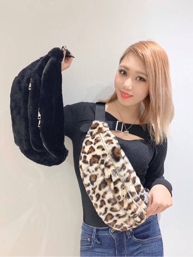 フロントZIPファーBAG♡Rin