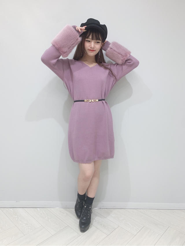 大人可愛らしさをプラスする袖ファーニットワンピースが登場！✏︎miyabi