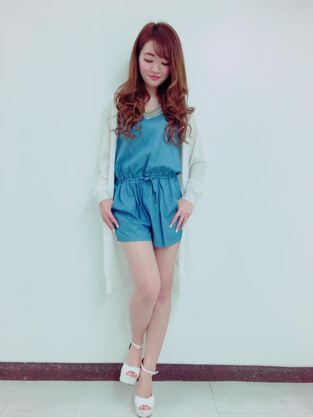 ビジューがセクシーロンパース❤︎