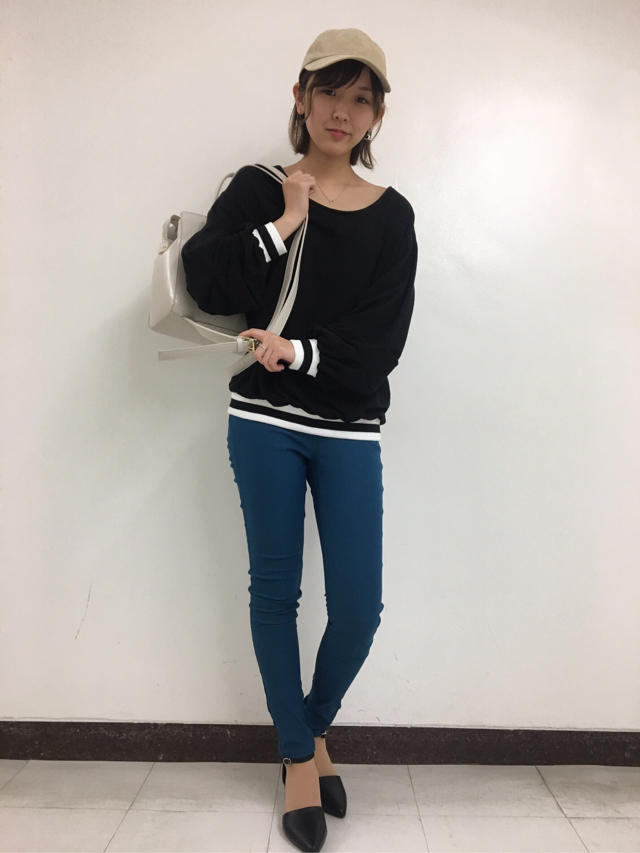 ライン入り2wayトップス♡はる