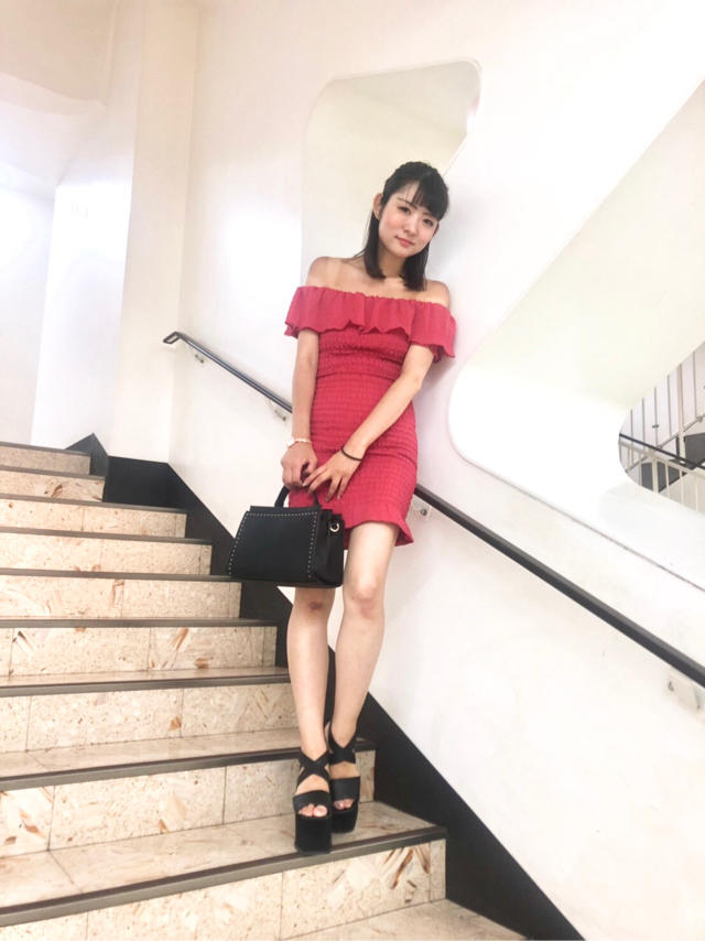 シャーリングオフショルワンピ♡Asami