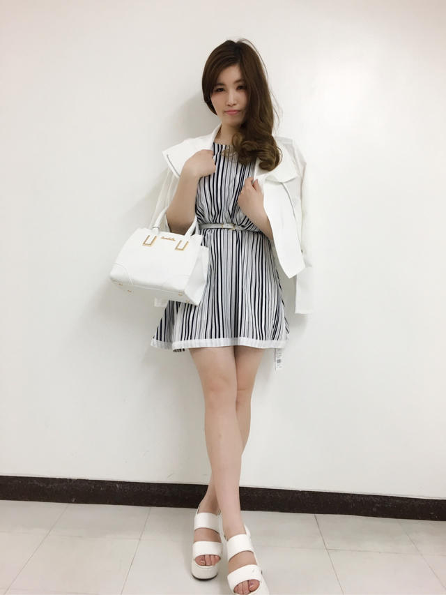 new▷▷ストライプワンピ