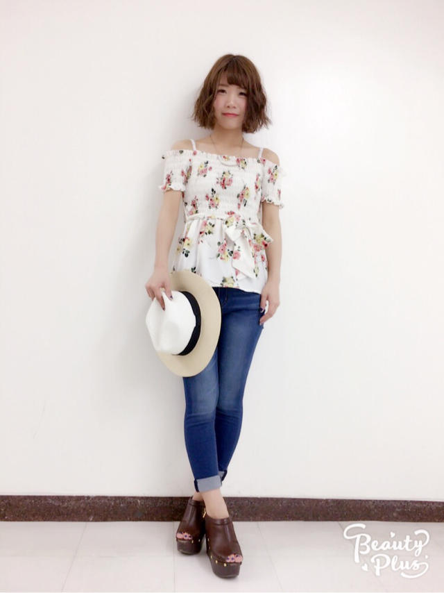 おっきなリボン付きトップス♡やまむーさんおすすめコーデ♡