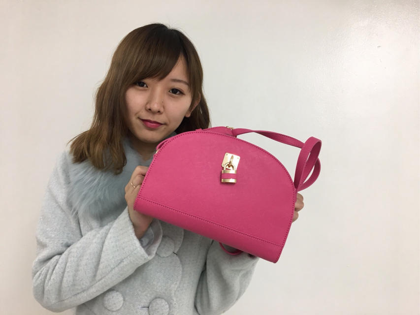 三日月型ショルダーbag♡rina