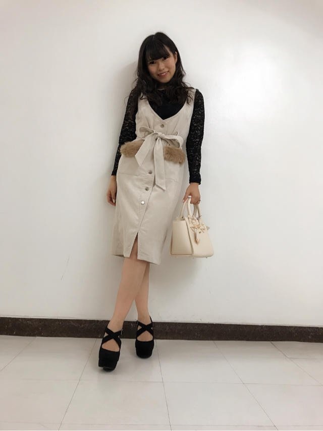大人気だったあのワンピースが…！！！親友とのお食事はだいたい…✏︎あやちゅん