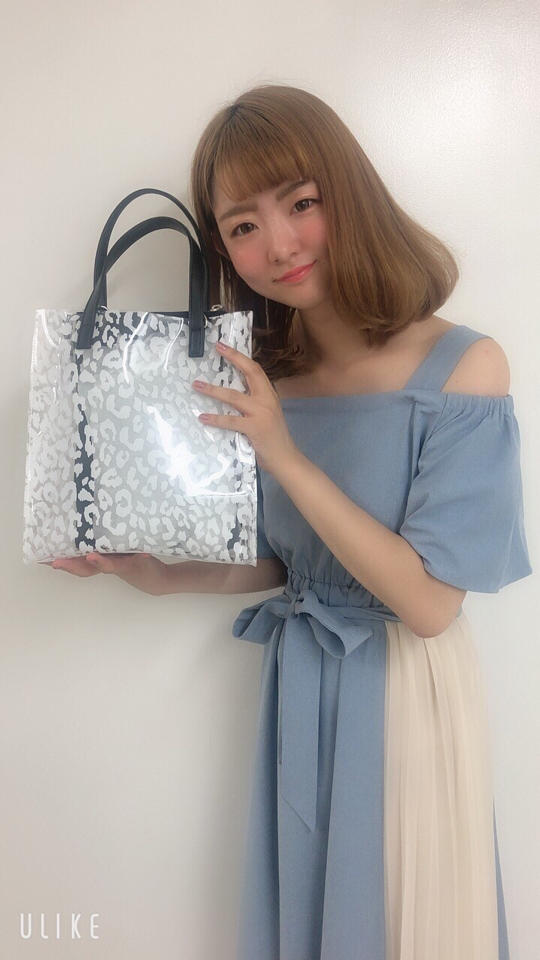 ヒョウ柄PVCバッグ♡友達とディズニーシーへ♡ayaka