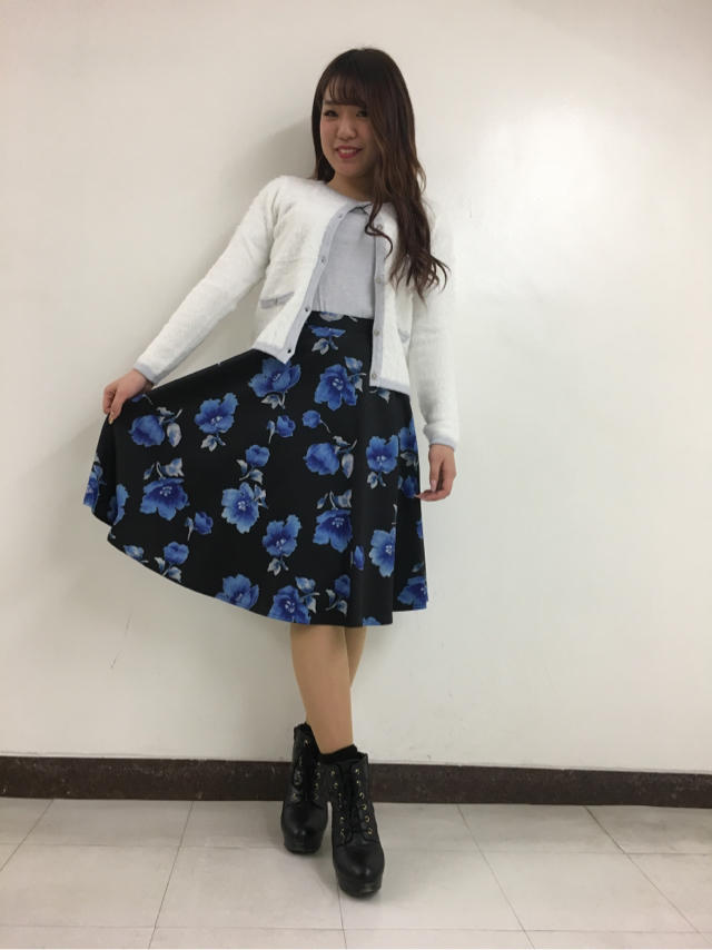 まっつんおすすめ☆TOPS付きフェザー配色アンサンブルニット