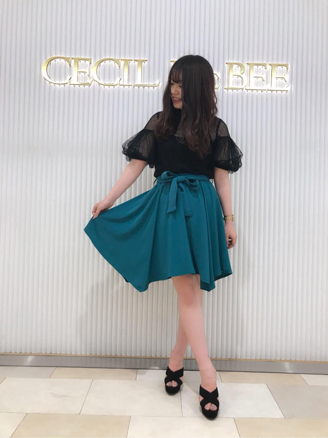 あの大人気だったブラウスが...♥ はじめまして！☆