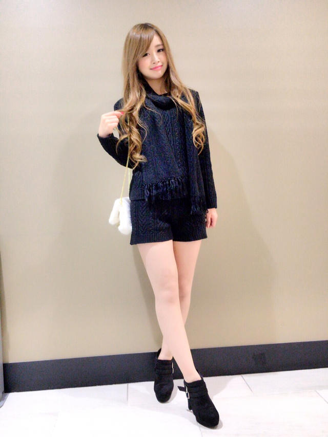 ストールも付いたお得で可愛いニットセットアップ♡大森