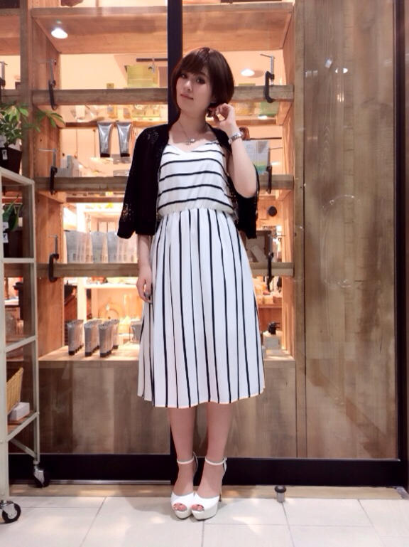 ミディ丈ワンピ♡西山