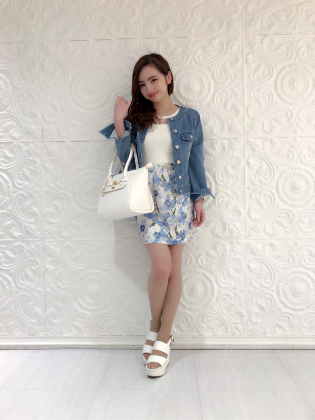 大柄フラワータックスカート♡