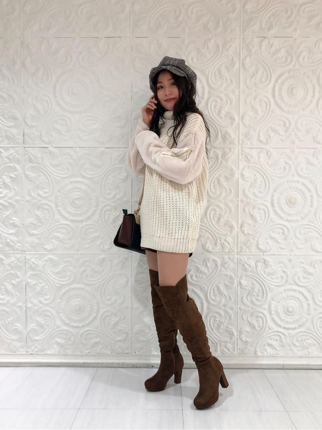 袖ファーボトルネックニットcoordinate♡