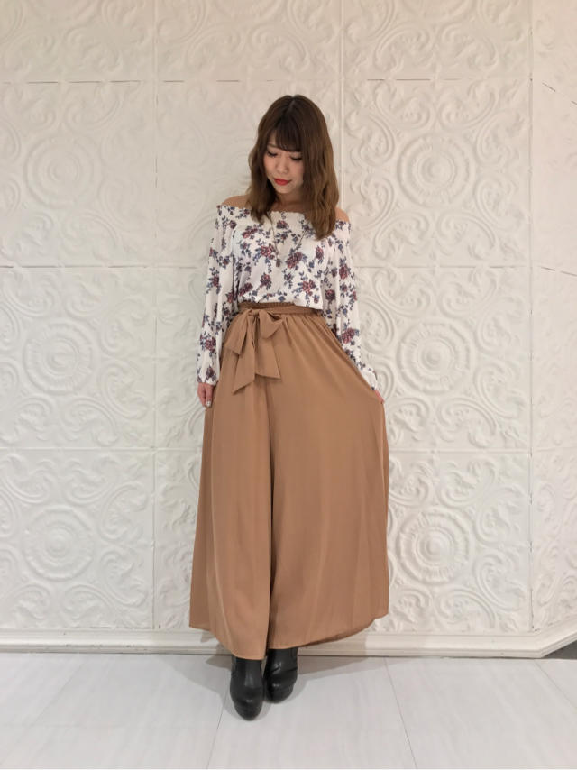 北千住店スタッフ人気♡ベロア素材で春コーデ
