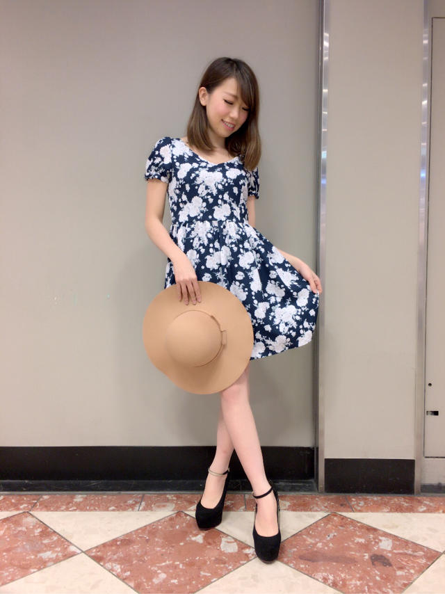 ★フラワー柄キュートなワンピース★