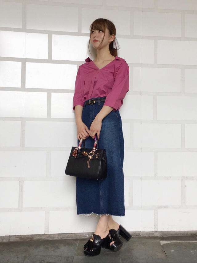 バックレース♡スキッパーブラウス