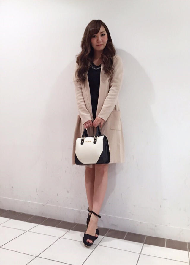 シンプルニットカーデ着まわし♡asami