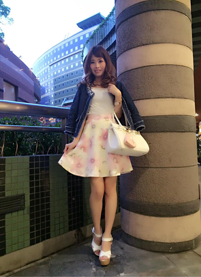 オフショルトップス着回し♡くまお♡くまおの妄想デート&なべオススメの海カフェ