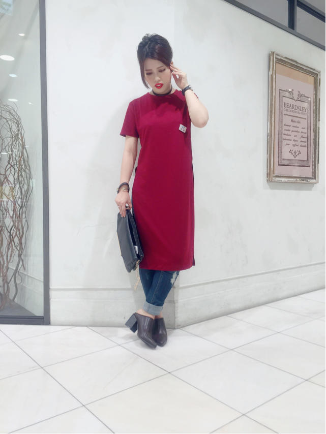 PRESS掲載♡まいチーフCODE！！今期トレンド、スリッドトップス♡ちろ