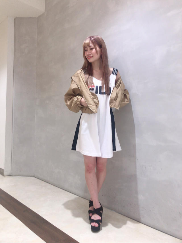 大人気！FILAコラボフレアトップス♡青木