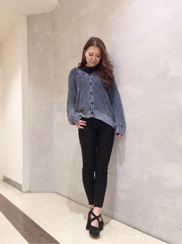 大人気！ストーンウォッシュニット♡内田