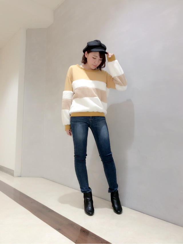 カジュアルすぎないコーデ♡ふわふわが可愛い袖ファートップス♡/お気に入りの写真♡鈴木