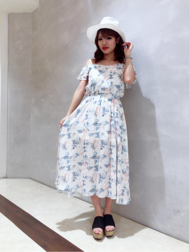 vivi掲載商品♡花柄マキシワンピース♡ゆい