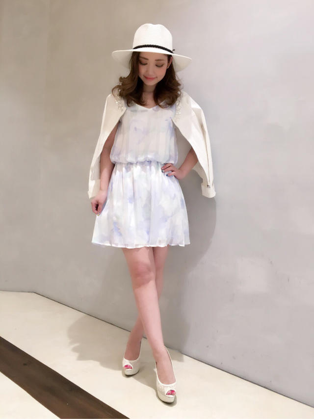 新作花柄ワンピ/ワンピがお得です♡興津