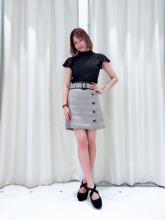 久々の登場！スタッフ店頭code♡チェック台形スカート♡スタッフ集合off shot♡まみたす