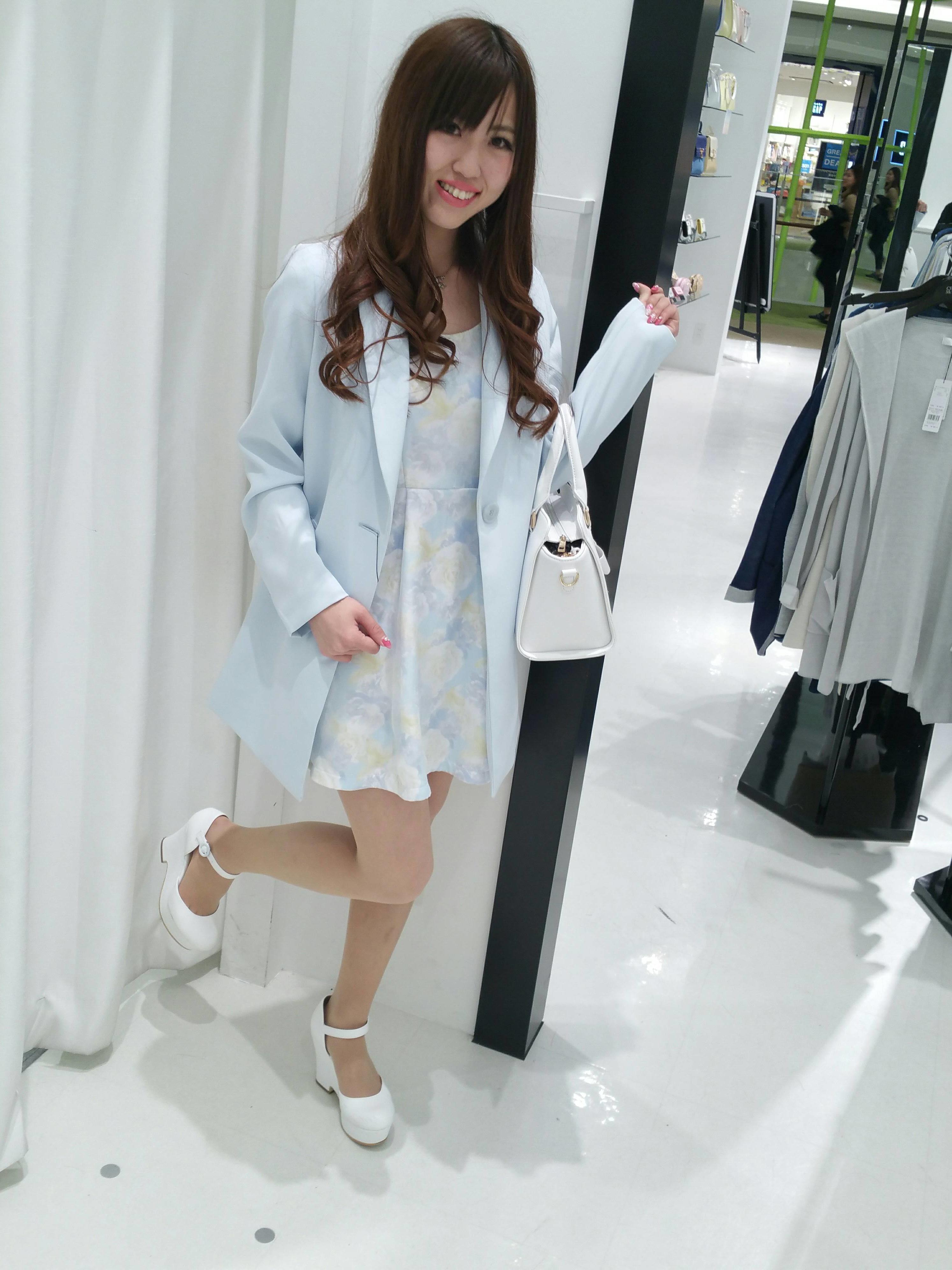 再入荷♡ぼかし花がらワンピ！！