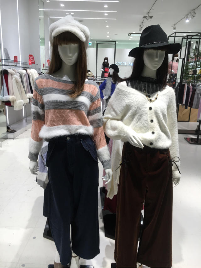 人気のニット