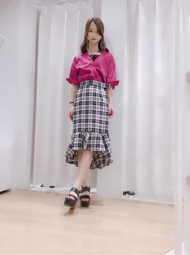 秋の新作♡背中スピンドルシャツ♡