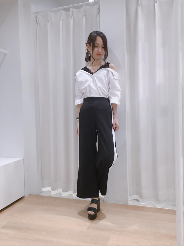 スポーツMIXコーデに♡ラインワイドパンツ