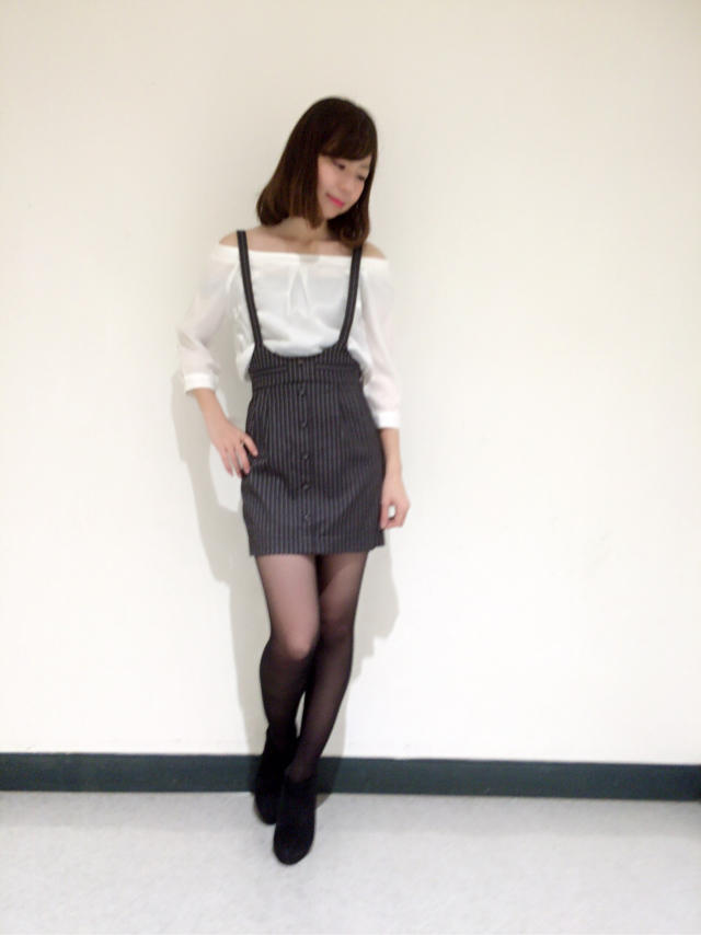 新作サス付きスカート♡