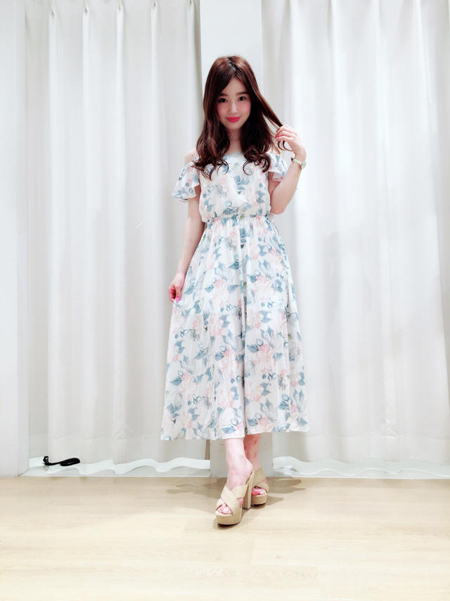 ♡vivi 掲載商品 花柄マキシワンピース♡