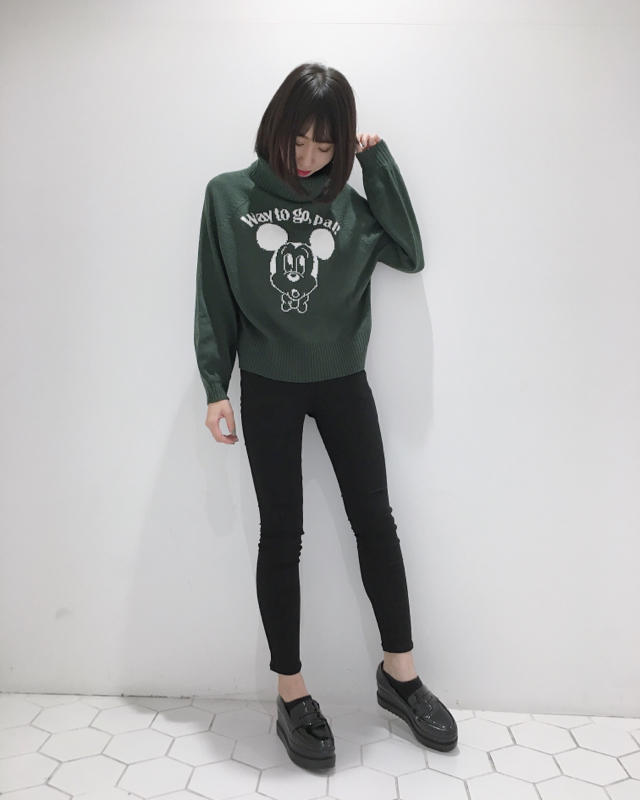 ＼ディズニーコラボ第2弾／オフタートルニット♡♡
