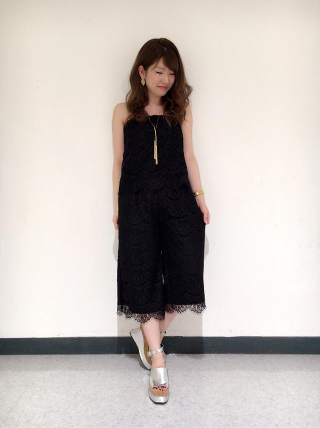 ワンピース2点で¥7,900今日まで！！！！！