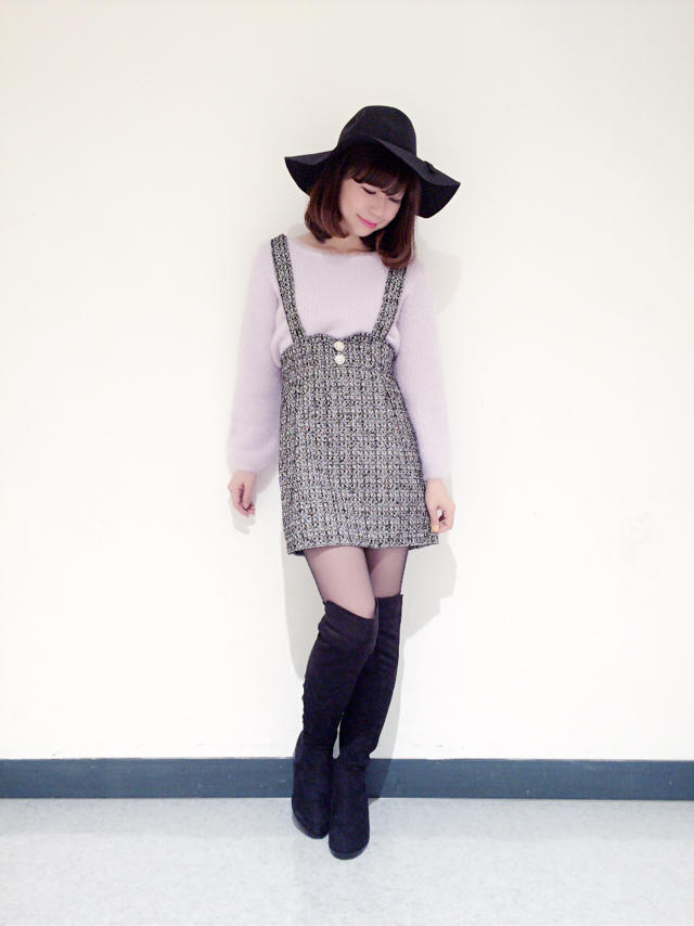 サス付きツイードskirt×シャギーknitコーデ♡愛用中のスキンケア用品(☆∀☆)