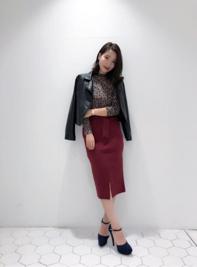 秋服♡ぴたっとトップス✖️ニットペンシルスカート♡ひろからご報告
