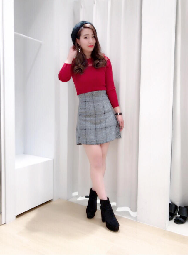 デート服に♡再登場！！レーストップス