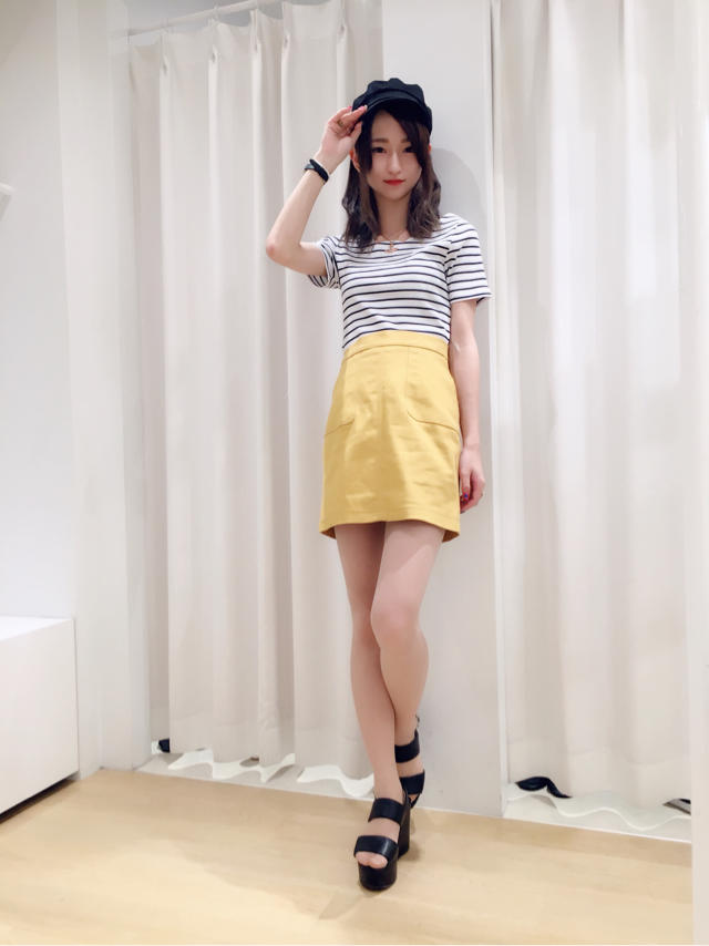 使いやすい♡スカラップボーダーカットソー